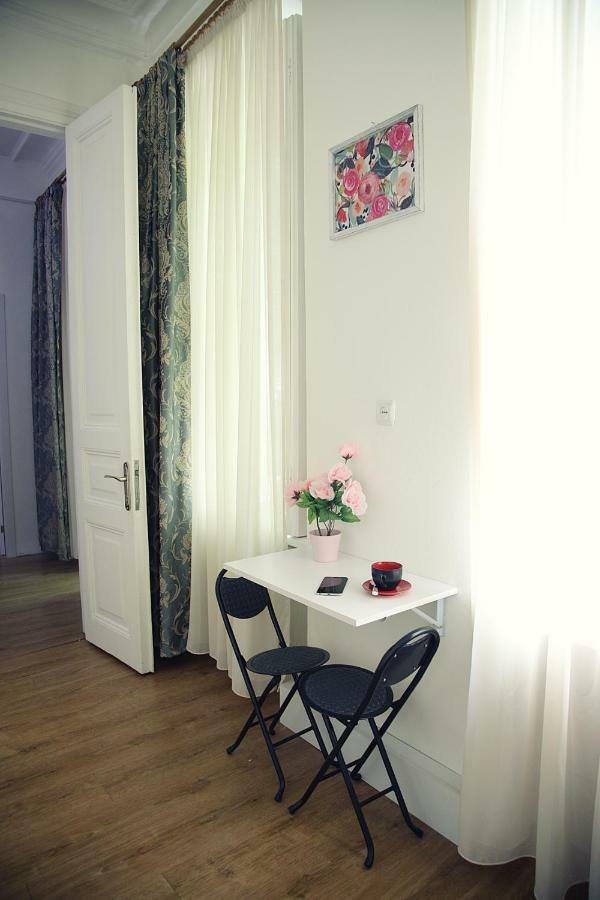 Apartament Old Yard Apartment Тбилиси Екстериор снимка
