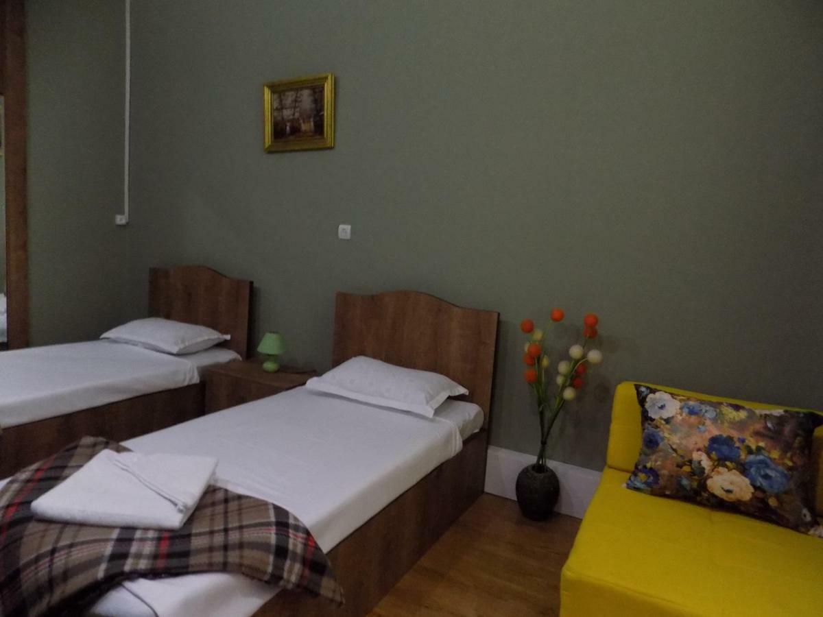 Apartament Old Yard Apartment Тбилиси Екстериор снимка